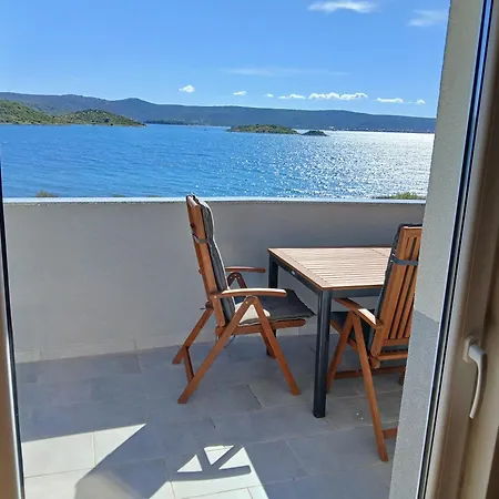 Galesnjak شقة سفيتي بيتار