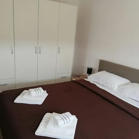 Galesnjak * سفيتي بيتار